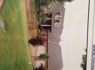 3201 Amberwood Cir, Edmond, OK 73003