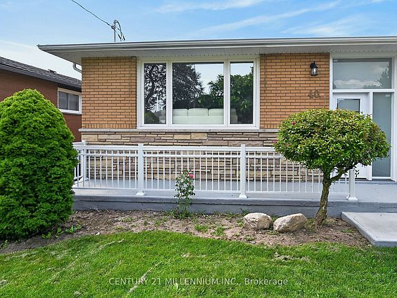 3rd image of 40 Purdy Cres