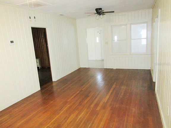 4th image of 208 E Bullard Ave
