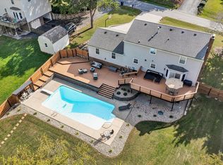 379 Stayman Rd, Roanoke, VA 24019