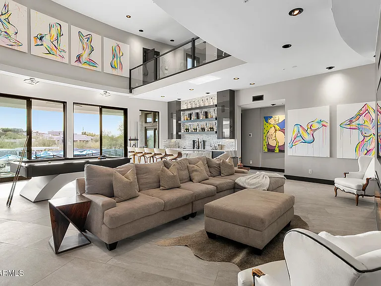 3282 E Palo Verde Dr — Photo 32