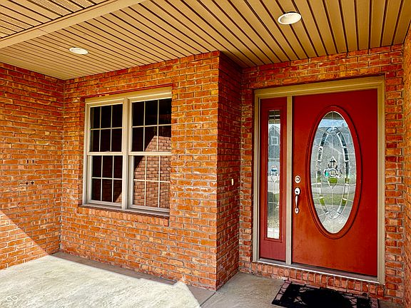 4th image of 1977 Sophia Ln