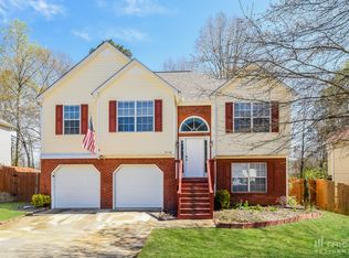 4076 Mistymorn Ln, Powder Springs, GA 30127