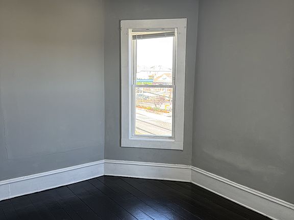 5th image of 103 Boyden St #3-571