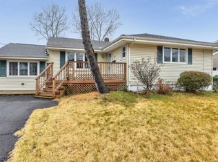 17 Mercer Rd, Old Bridge, NJ 08857