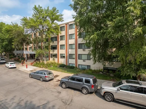 2700 W 44th St APT 212, Minneapolis, MN 55410