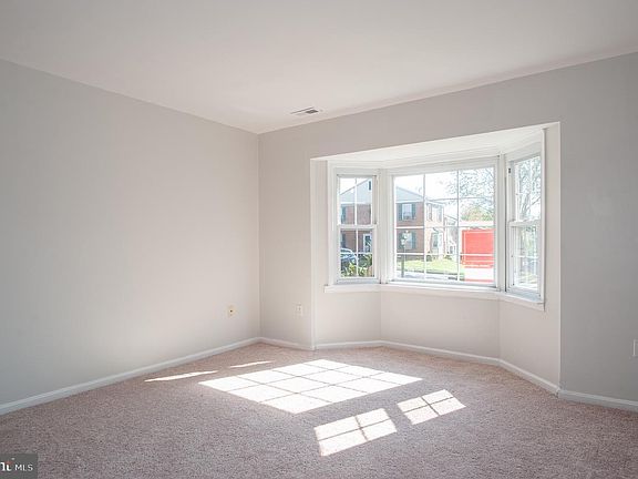 5th image of 3515 Legere Ct