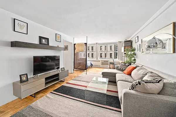 Rented by Douglas Elliman | media 3