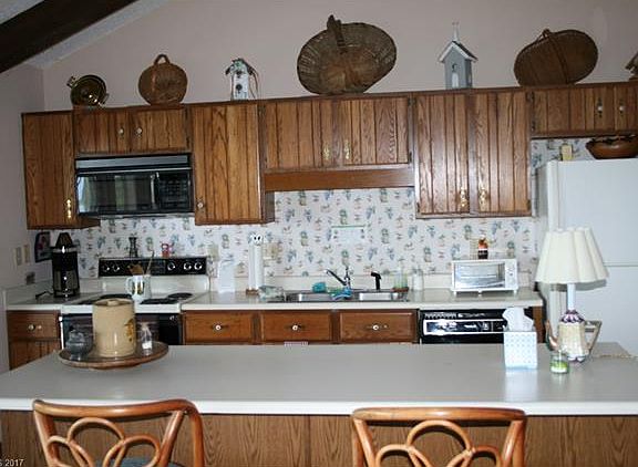 4th image of 402 Eagles Nest Ct #402