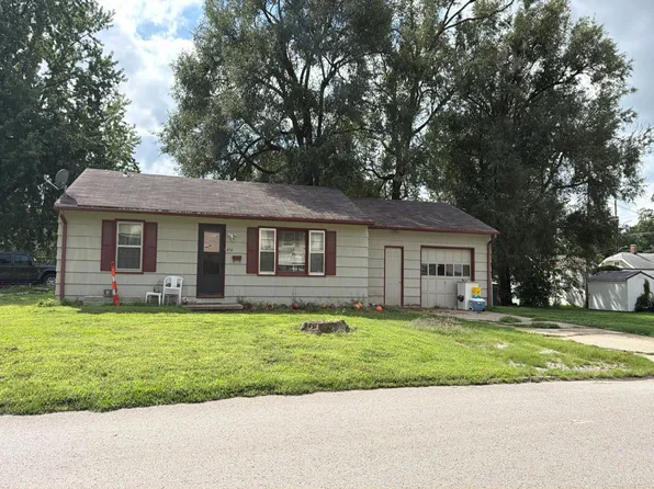 616 S 30th St, Saint Joseph, MO 64501