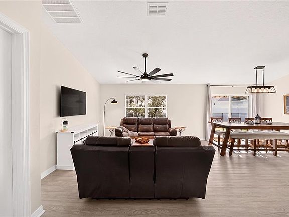 4th image of 16075 NE 16TH TERRACE
