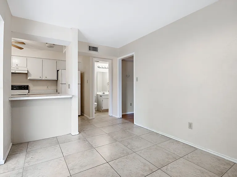 4509 Altamesa Blvd #4511 — Photo 4