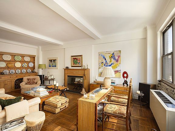 3rd image of 1150 Park Ave #9E