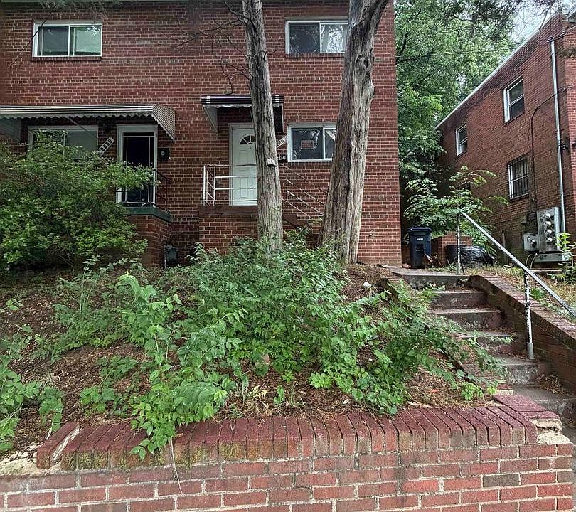 1st image of 4226 Livingston Rd SE