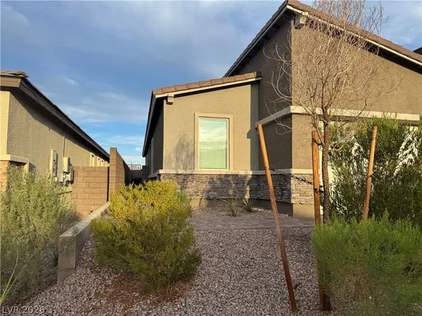 296 Fossil Falls St, Henderson, NV 89015