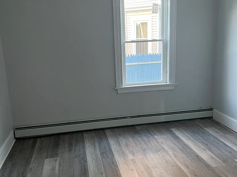 37 Reynolds Ave #37 — Photo 2