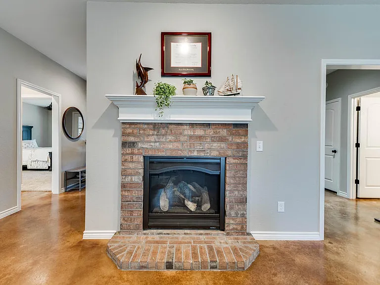 5809 Rio Grande Ave — Photo 8