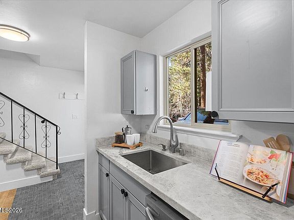 5th image of 845 Southwood Blvd Unit 60