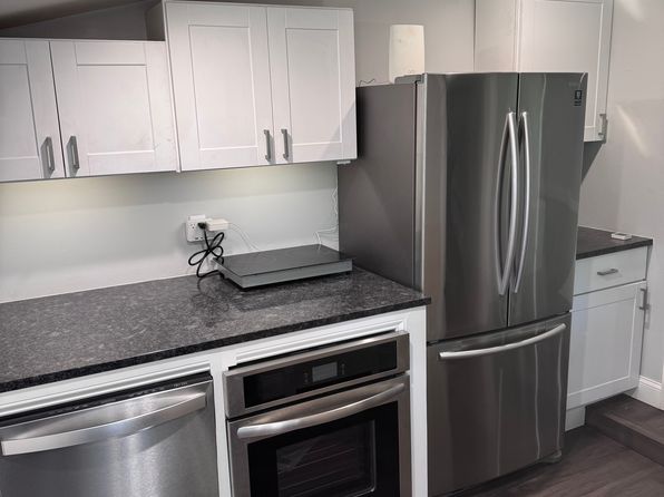 264 Great Plain Rd APT C