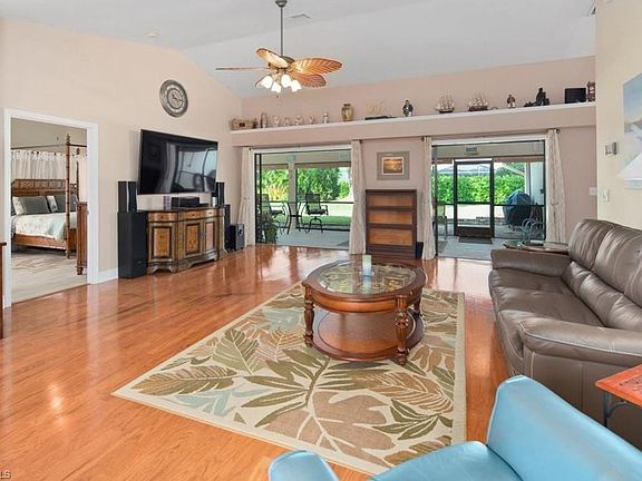 5th image of 22680 Forest View Dr