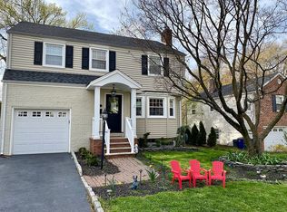 937 Harding St, Westfield, NJ 07090