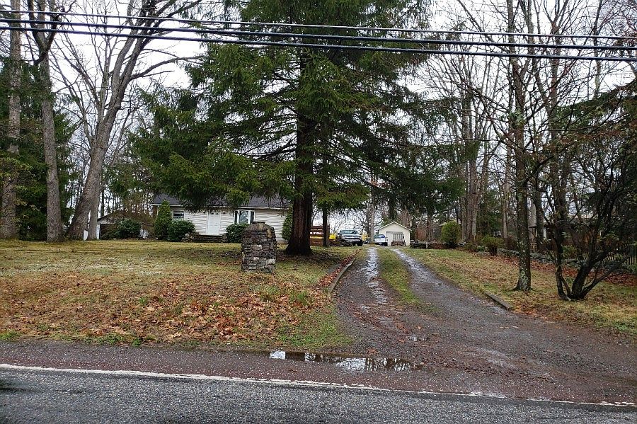 235 Nuangola Rd, Mountain Top, PA 18707 Zillow