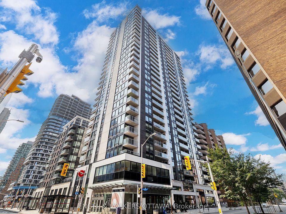 1st image of 340 Queen St #2407