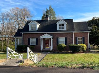 (Undisclosed Address), Knoxville, TN 37918