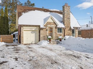 1514 Monaghan Rd, Peterborough, ON K9J 5N4