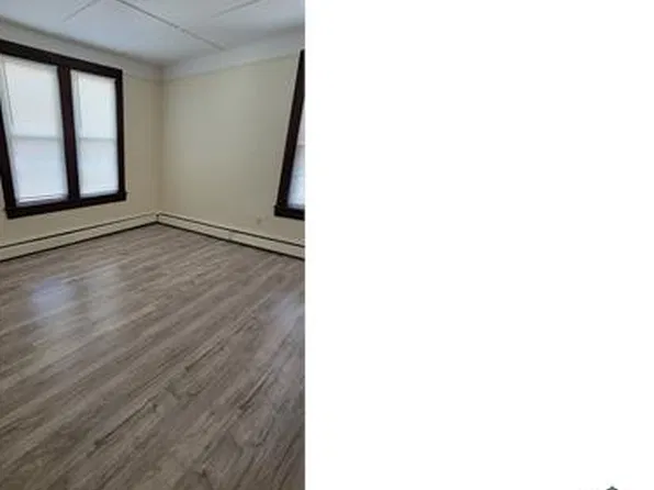 389 Congress Ave APT 3, Waterbury, CT 06708