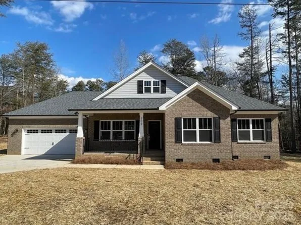 209 General As Johnston St, Stanley, NC 28164