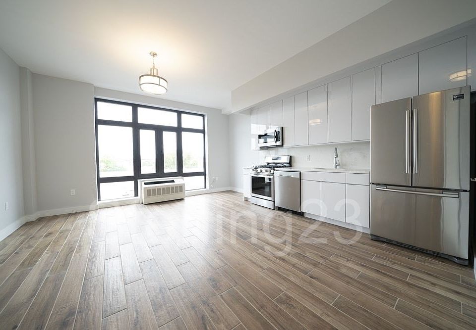 1st image of 3112 24th Ave APT 4C