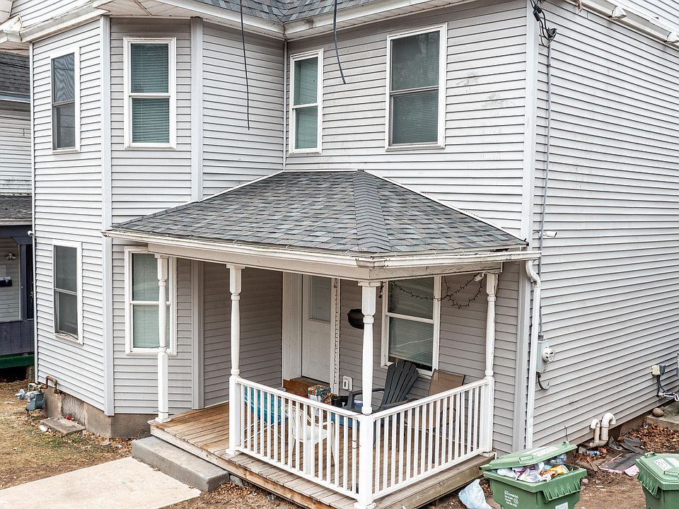 2nd image of 3831/2 Lightstreet Rd