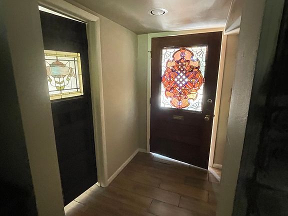 Entry/mud room