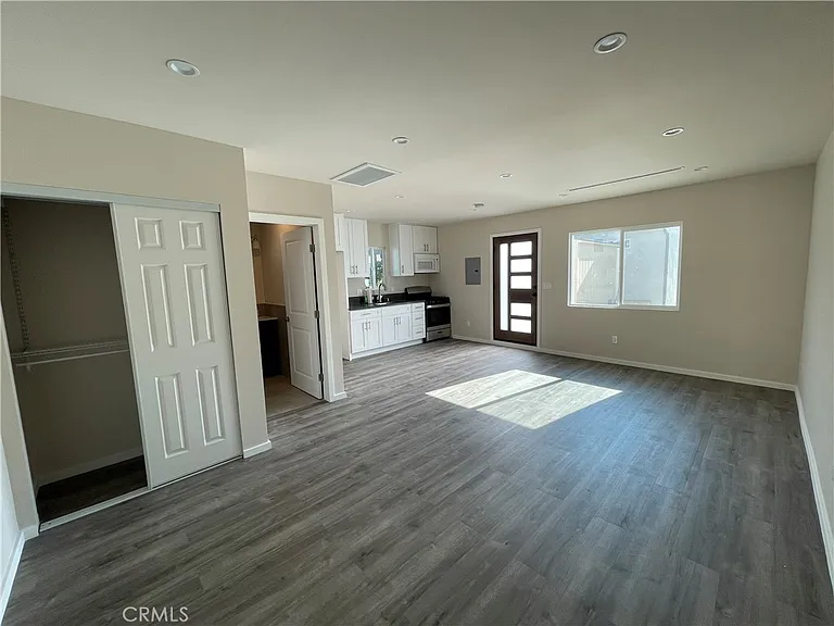 10213 Quill Ave — Photo 13