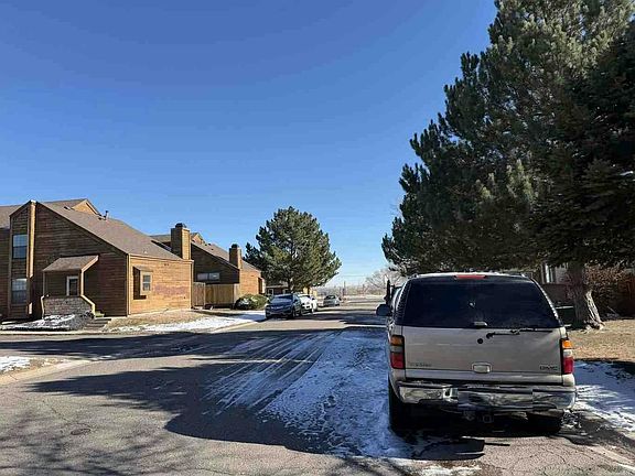 4th image of 2613 Devonshire Ct