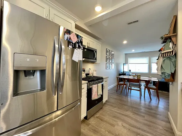219 Waterman St, 219 Waterman St #09e1b2e62, Providence, RI 02906