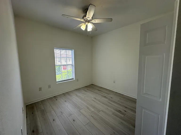 1800 Bassinger St — Photo 12