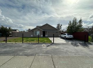 1110 Neal Rd, Sacramento, CA 95838