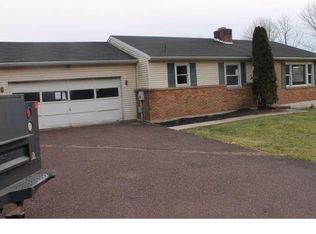 902 Township Line Rd, Perkiomenville, PA 18074