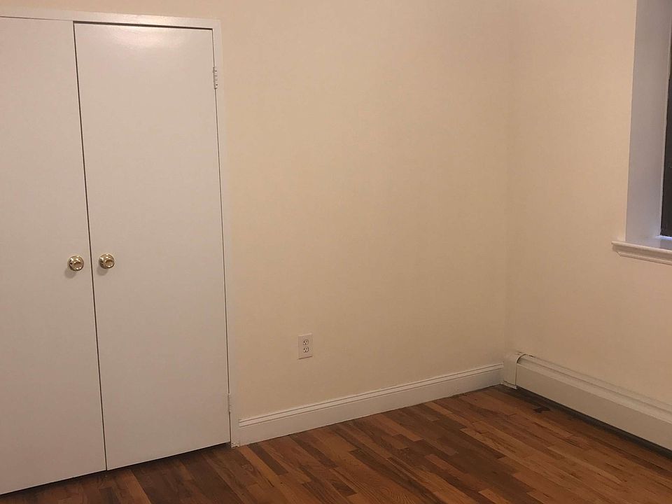 1st image of 228 W 116th St APT 4A