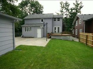 674 45th St, Des Moines, IA 50312