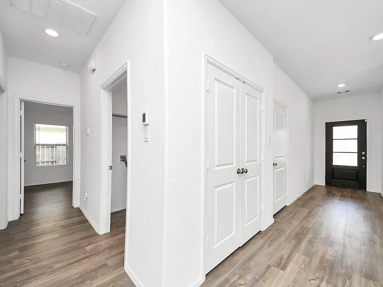 26631 Castiel Dr — Photo 12