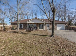 1736 State Highway 32, Long Lane, MO 65590