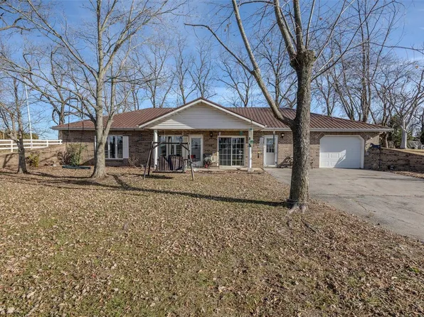 1736 State Highway 32, Long Lane, MO 65590