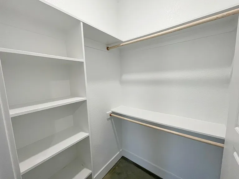 1215 Oak Dr #103 — Photo 24
