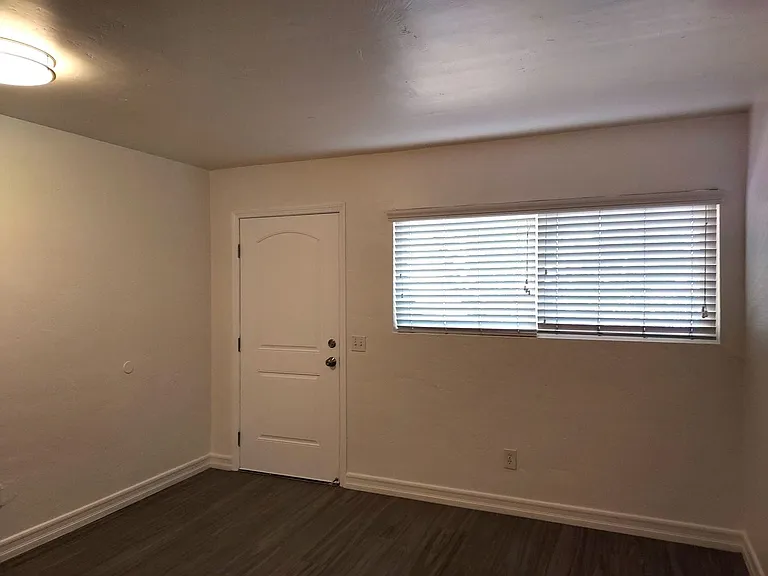 5005 Trojan Ave — Photo 3