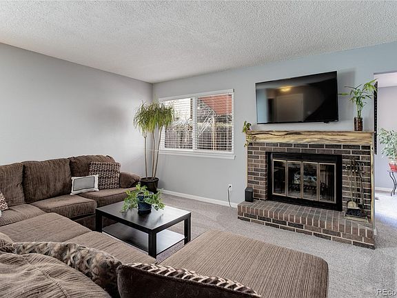 4th image of 7153 Fenton Cir