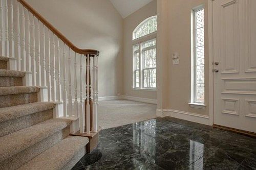 5th image of 7527 Spicewood Dr