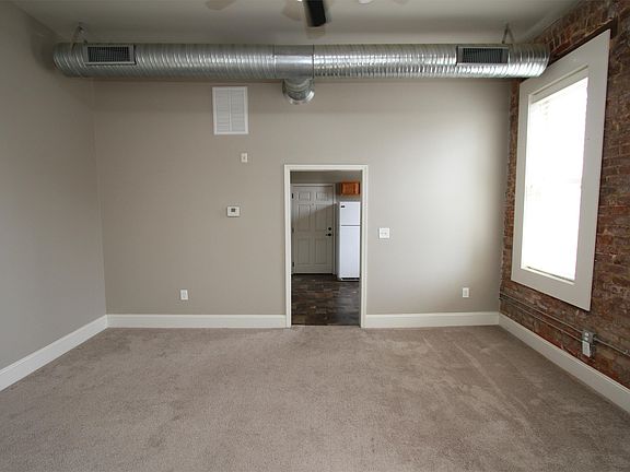 2nd image of 249 Magnolia St APT 205